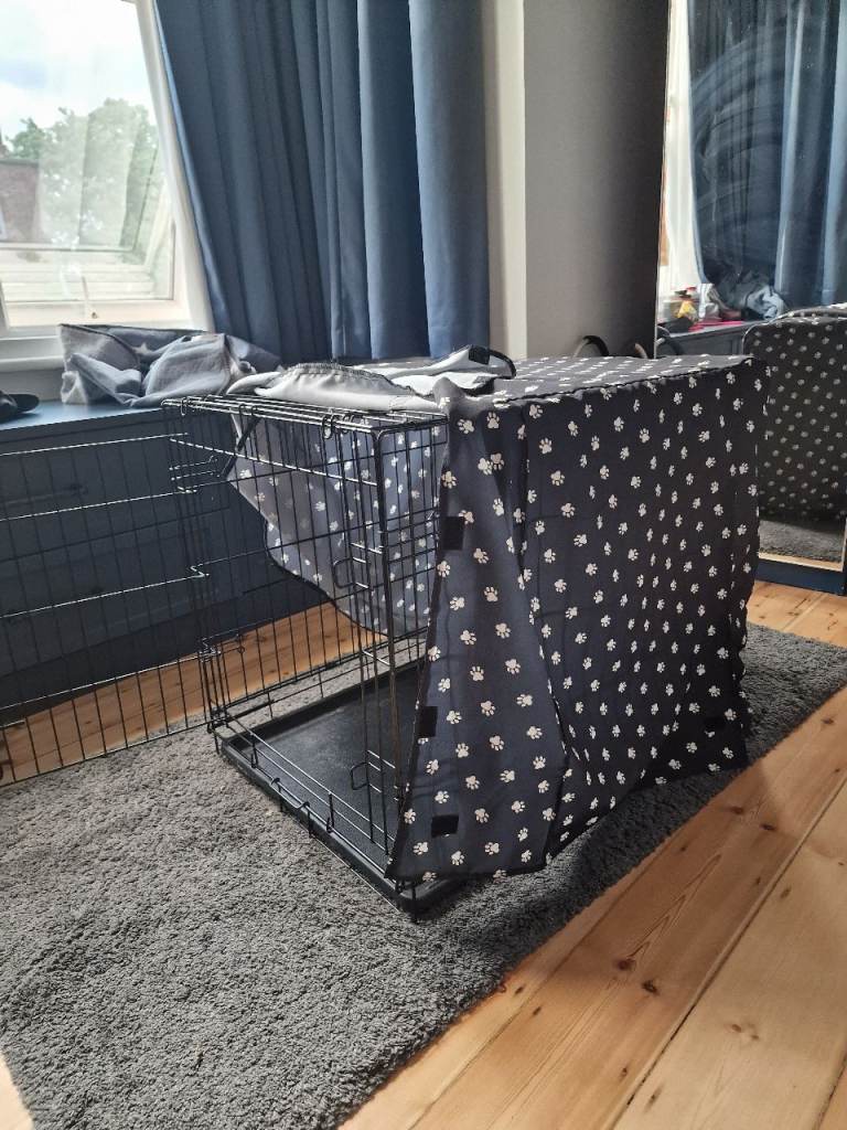 Dog crate medium/30 inches with included cover