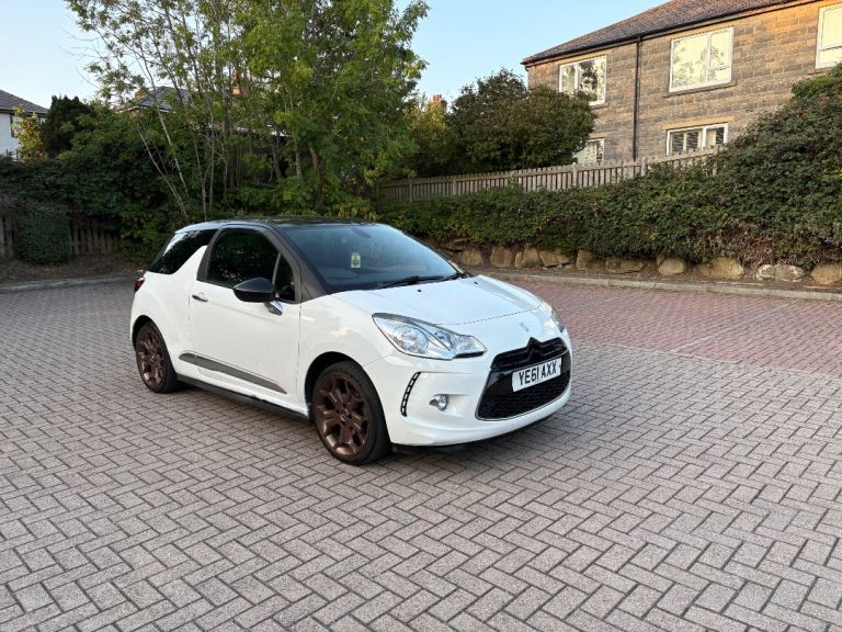 For sale Citroen ds3 1.6 in white 