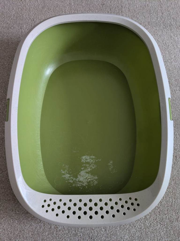 Cat litter tray