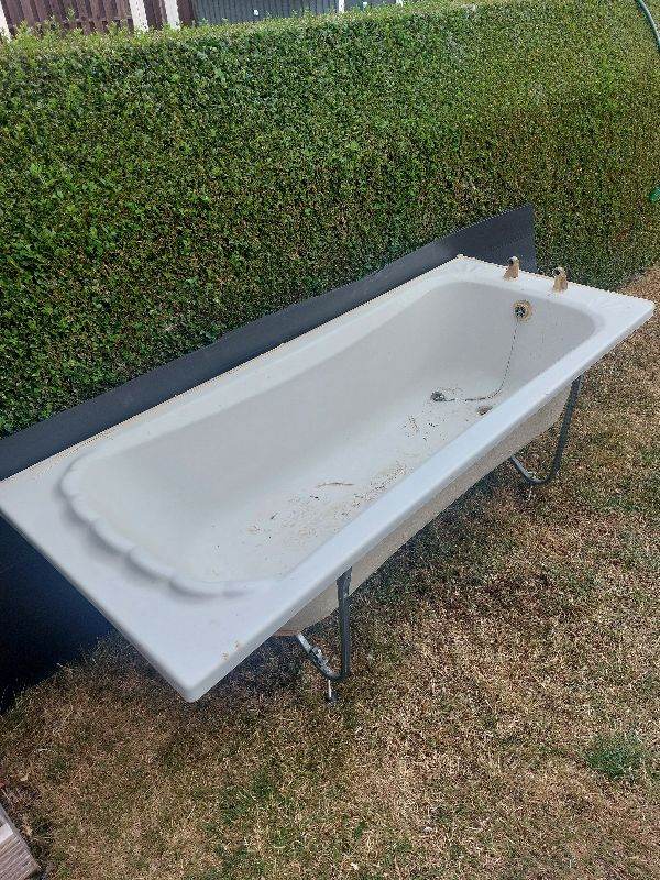 FIBREGLASS BATH for horses, allotments.
