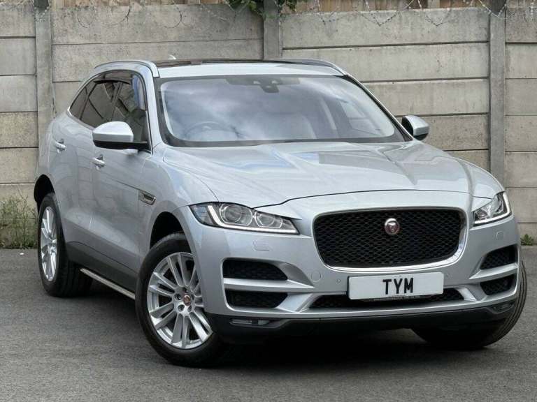 2016 Jaguar F-Pace 2.0d Portfolio 5dr Auto AWD ESTATE DIESEL Automatic