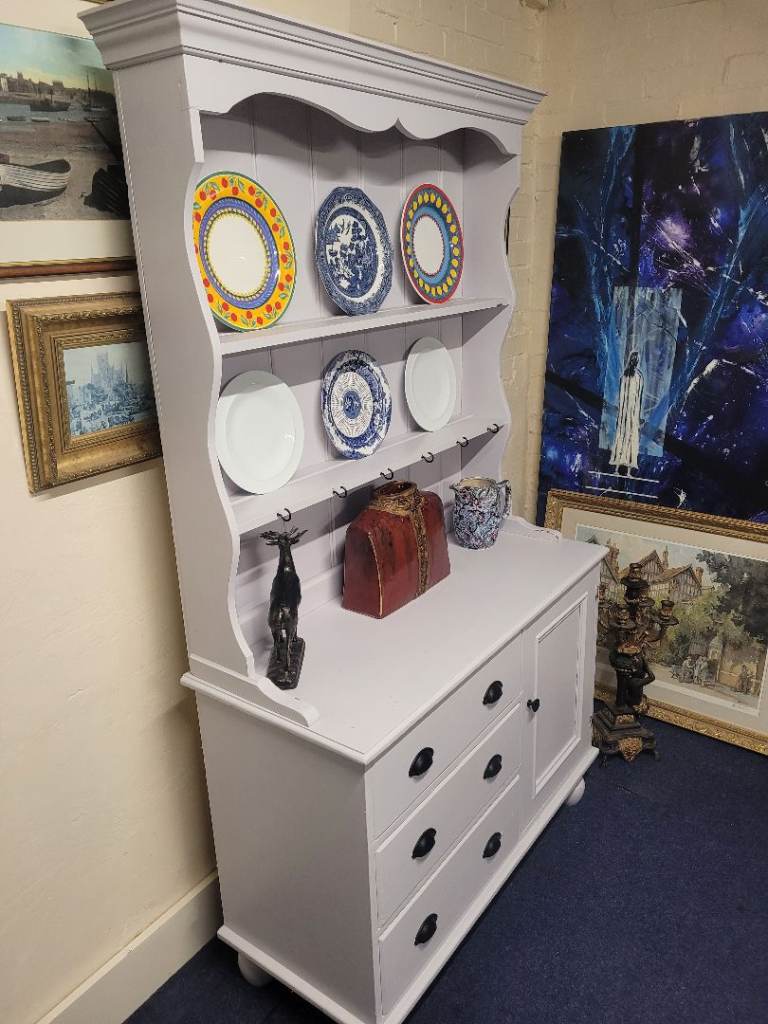 Lovely light grey painted Welsh Dresser   