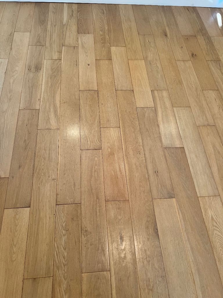 Natural Oak Engineered Hardwood Flooring – Genuine Timber Click – 120 x 16mm – £250 ONO