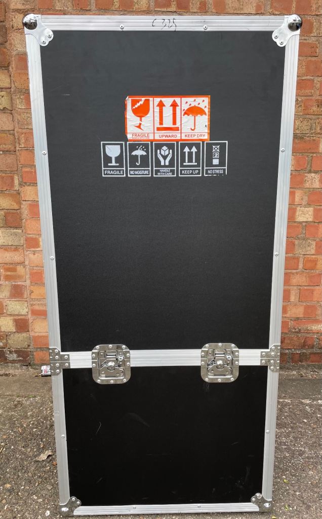 Large flight storage instrument case Delivery Available 