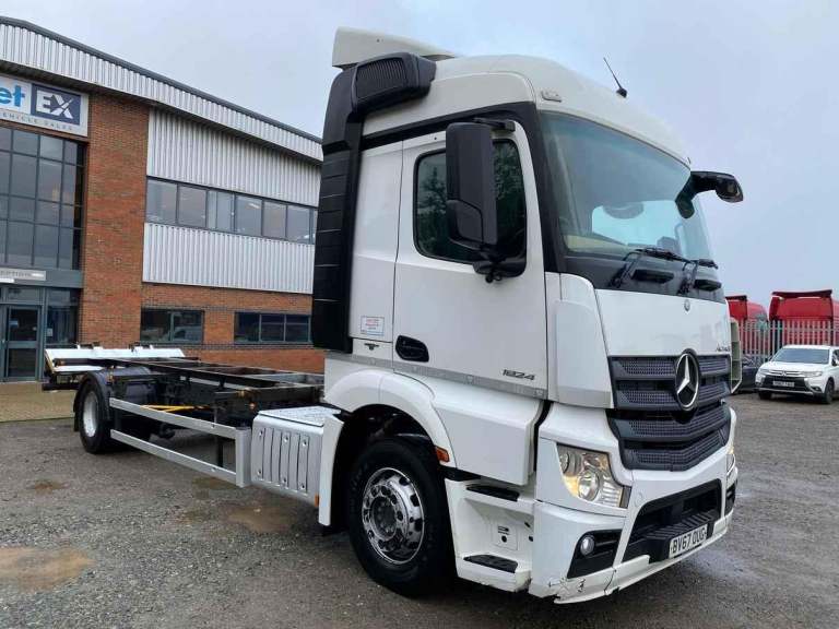 MERCEDES ACTROS 1824 *EURO 6* 4X2 DEMOUNT CHASSIS CAB 2018 - BV67 OUG