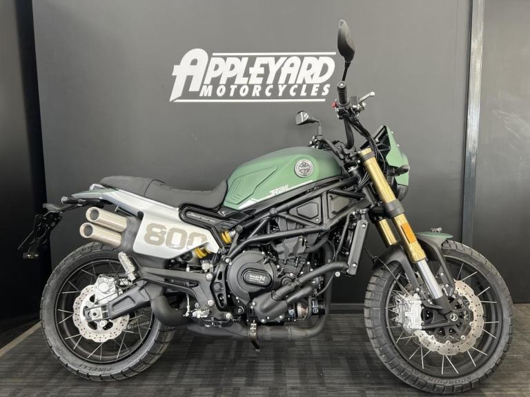 Benelli Leoncino 800 Trail