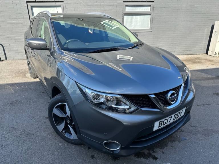 2017 Nissan Qashqai 1.2 DiG-T N-Connecta 5dr HATCHBACK PETROL Manual
