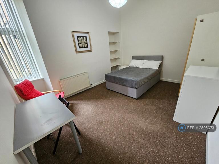 1 bedroom in Clutha Street, Glasgow, G51 (#2895073)