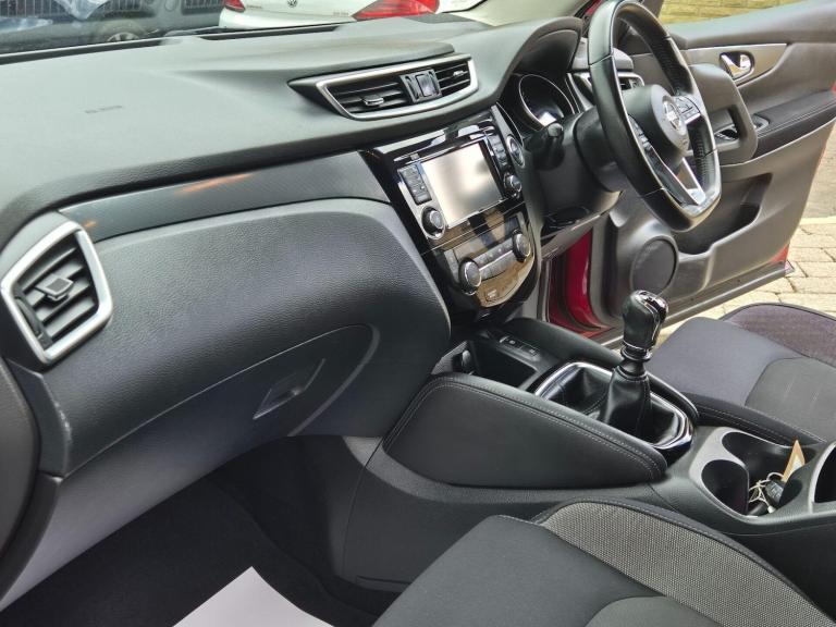 2017 Nissan Qashqai 1.5 dCi N-Connecta Euro 6 (s/s) 5dr SUV Diesel Manual
