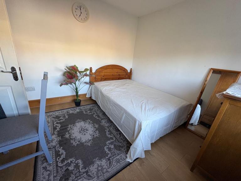 Double room available 