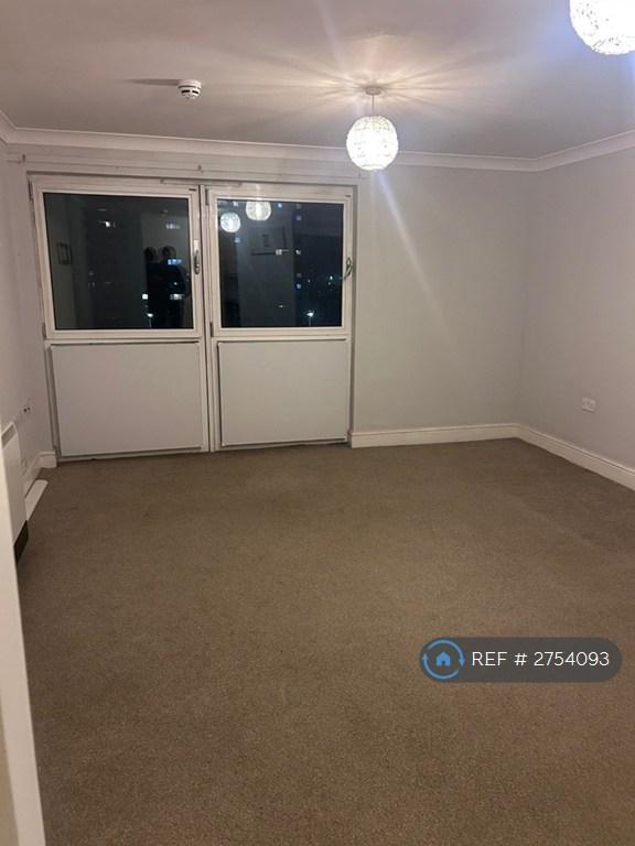 1 bedroom in Methven Court, London, N9 (#2754093)