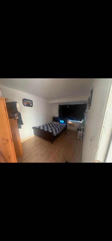 Room available ub35hr 