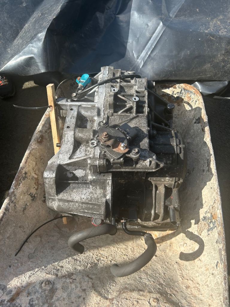 VW Transporter automatic gear box  spares or repair