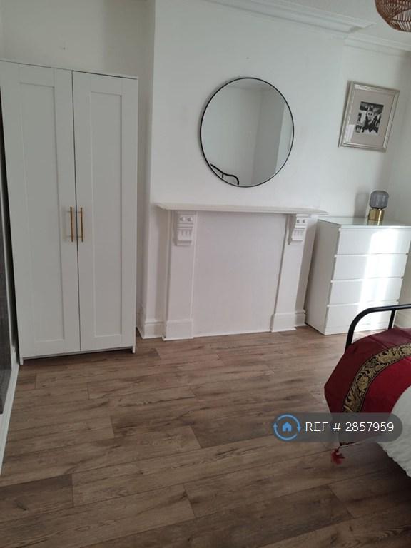 1 bedroom in Ledgers Road, Slough, SL1 (#2857959)