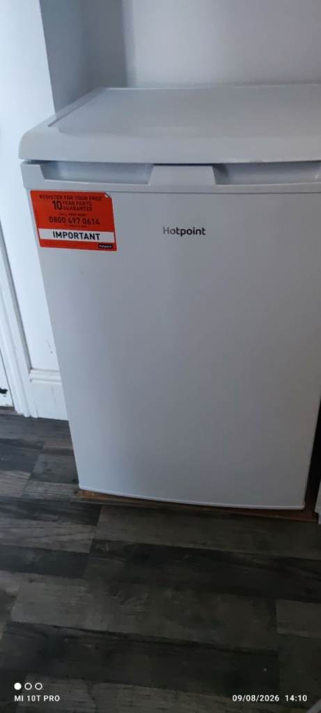 Hotpoint Undercounter Fridge Freezer - White, Good Condition