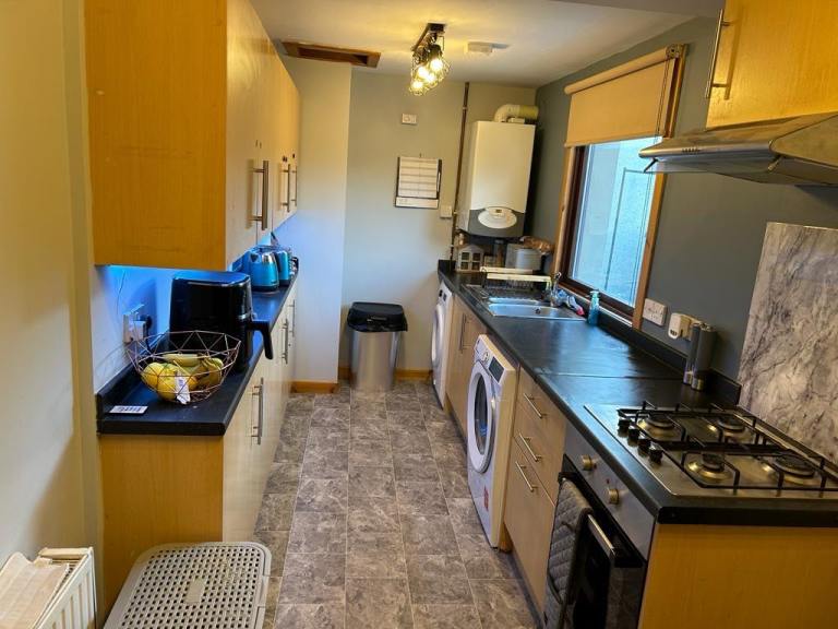 Spacious 3/4 Bedroom Semi-Detached House for Rent – Dingwall Town 