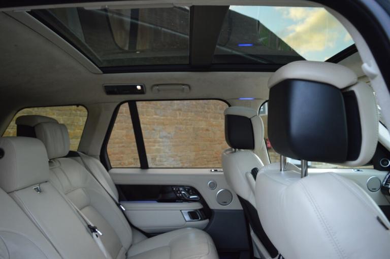 2018 Land Rover Range Rover 4.4 SDV8 Autobiography 4dr Auto ESTATE DIESEL Automatic