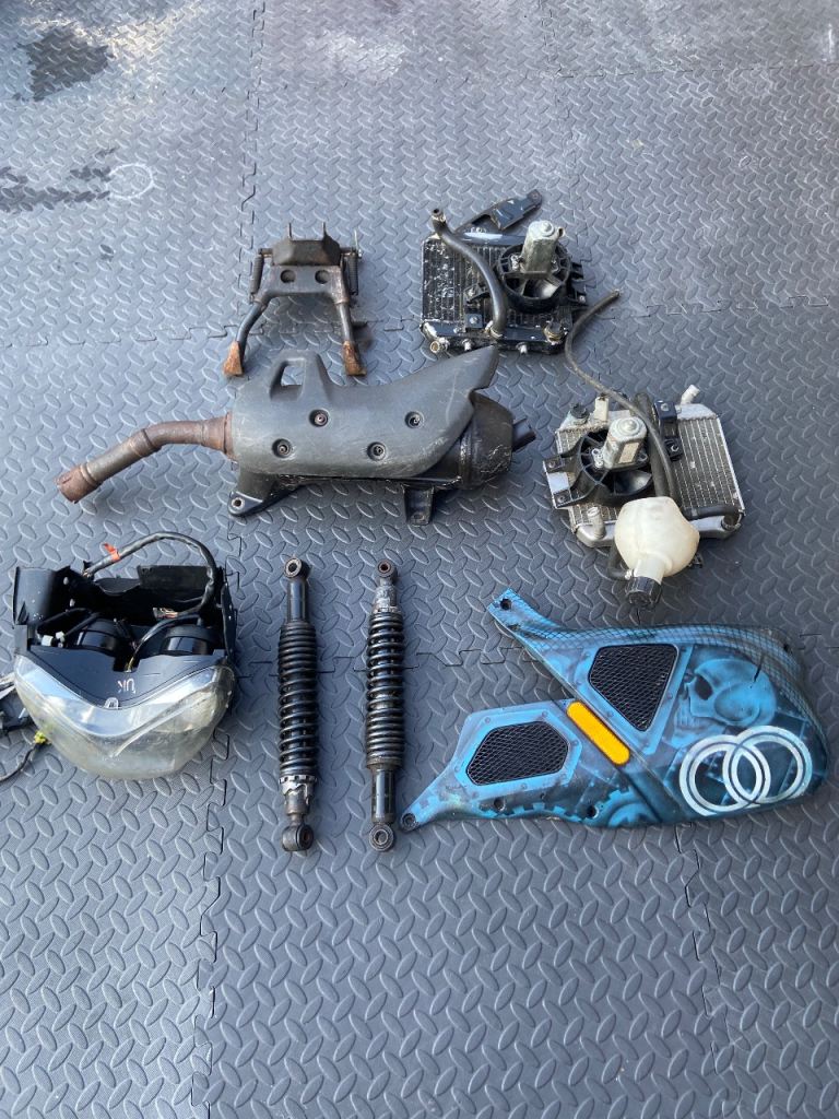 Gilera DNA 125 / 50 Spares Job Lot - Headlight, Radiators, Shocks, Stand, Panel, OEM Exhaust