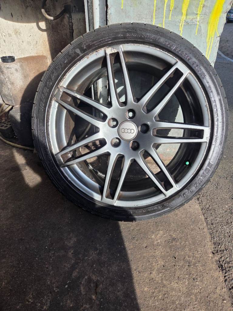 AUDI A6 19 INCH LE MANS ALLOY WHEEL 