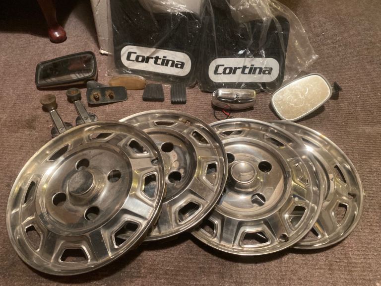Original cortina parts