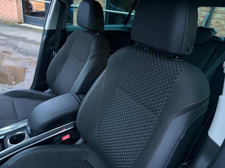 2017 Vauxhall Zafira 2.0 CDTi Tech Line Nav 5dr MPV DIESEL Manual
