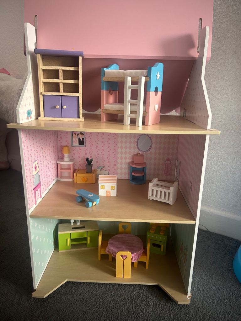 dolls houses for sale