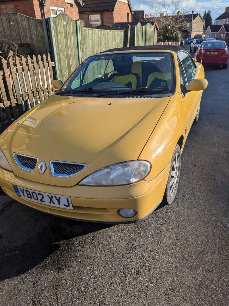 Renault, MEGANE, Convertible, 2002, Manual, 1598 (cc), 2 doors