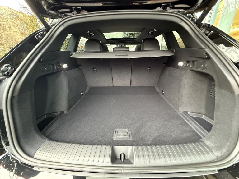  Audi Q6 e-tron 100kWh Edition 1 SUV 5dr Electric Auto quattro (388 ps) Electric Automatic