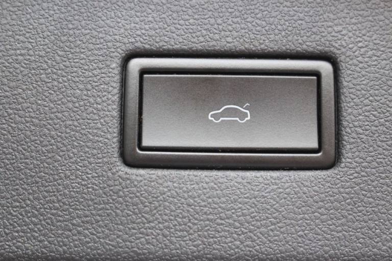 2019 69 VOLKSWAGEN TIGUAN ALLSPACE 2.0 TDI MATCH SUV 5DR DIESEL DSG EURO 6 (S/S)