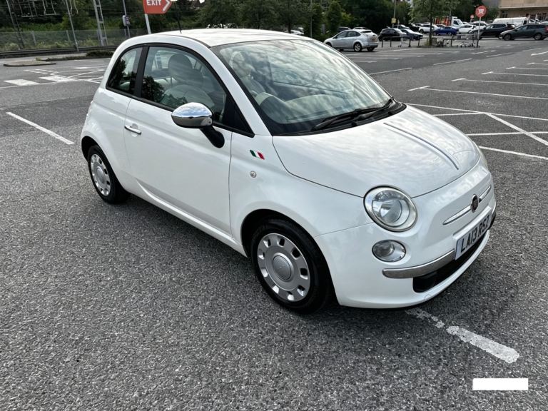 Automatic Fiat 500 petrol 2013 low mileage & drives smoothly