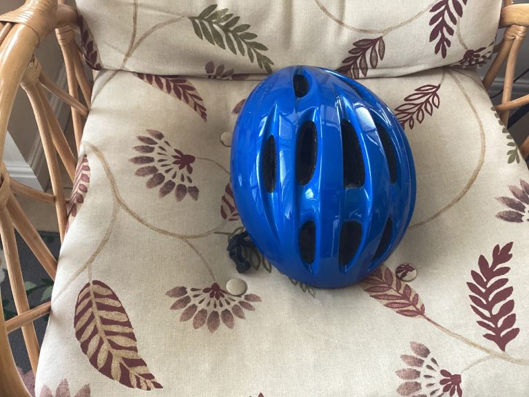 CYCLING HELMET SMALL