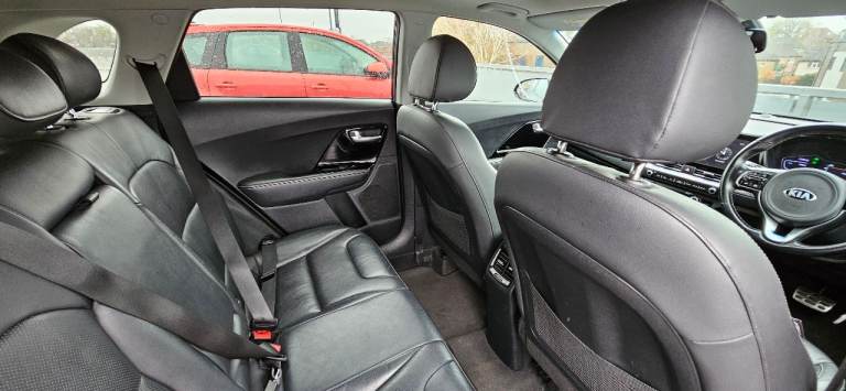 Kia NIRO 4 GDi S-A,HYBRID Estate, 2019,, 1580 (cc), 5 doors