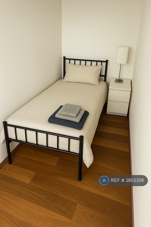 1 bedroom in Longfellow Road, Gillingham, ME7 (#2853356)