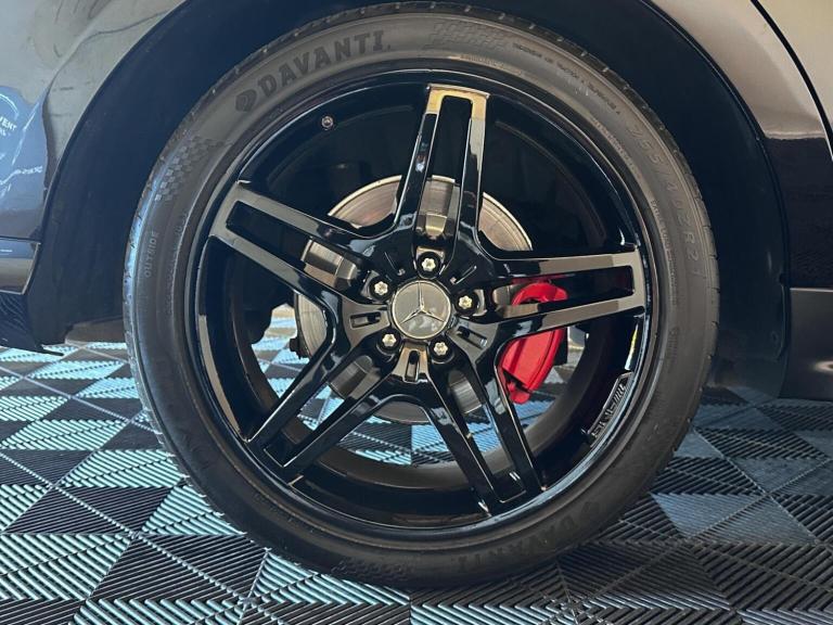 MERCEDES-BENZ GLE CLASS 3.0 GLE350d V6 AMG Line (Premium) G-Tronic 4MATIC Euro