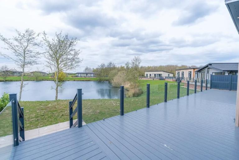 Omar Heron Cedar in Beverley  - Lodge / Caravan 