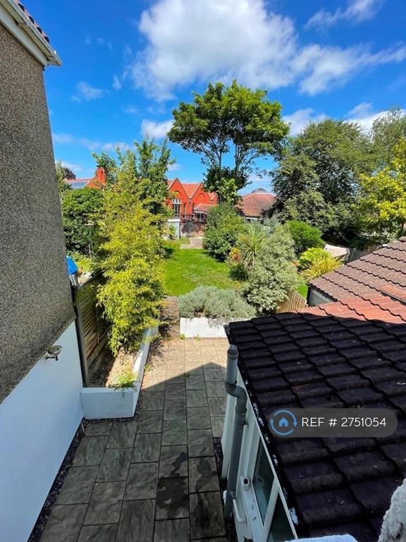 1 bedroom in Bellevue Park, Bristol, BS4 (#2751054)