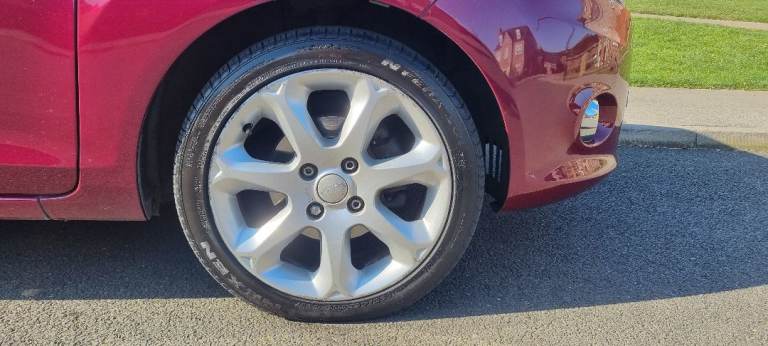 Ford, FIESTA, Hatchback, 2009, Manual, 1388 (cc), 5 doors