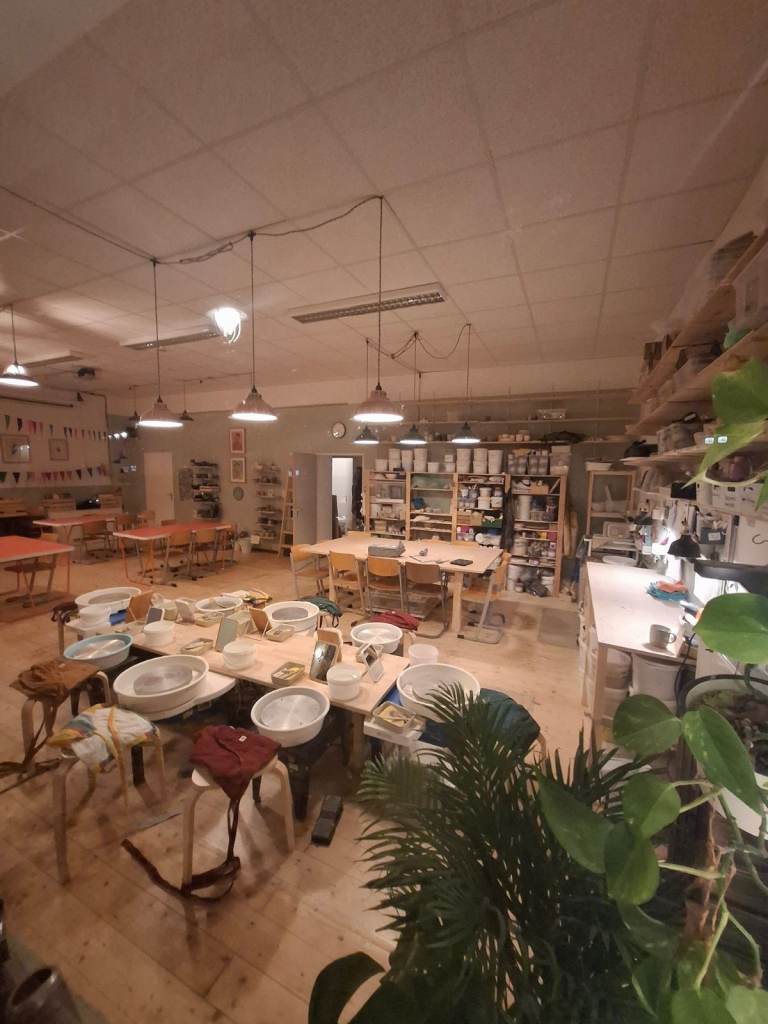 New Pottery Studio: Memberships & Classes available!