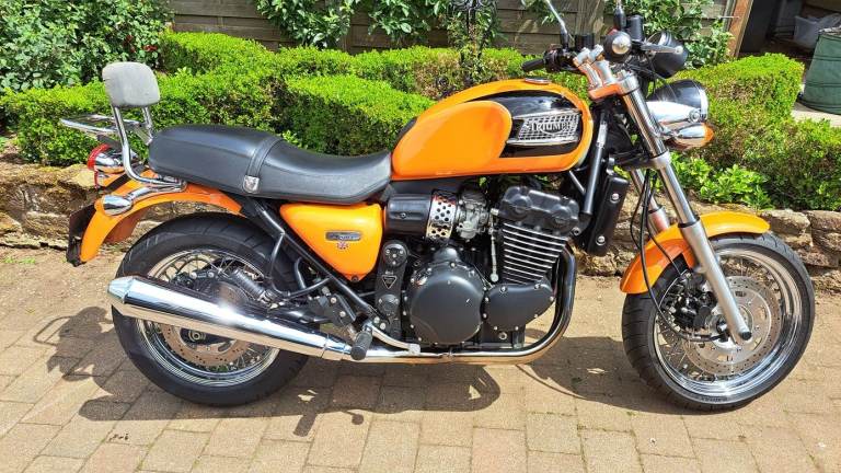 Triumph, THUNDERBIRD SPORT, 2003, 885 (cc)