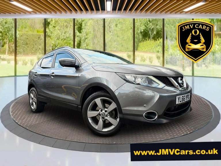 Nissan Qashqai 1.2 DIG-T N-Connecta SUV 5dr Petrol XTRON 2WD Euro 6 (s/s) (115 ps) Petrol Automatic