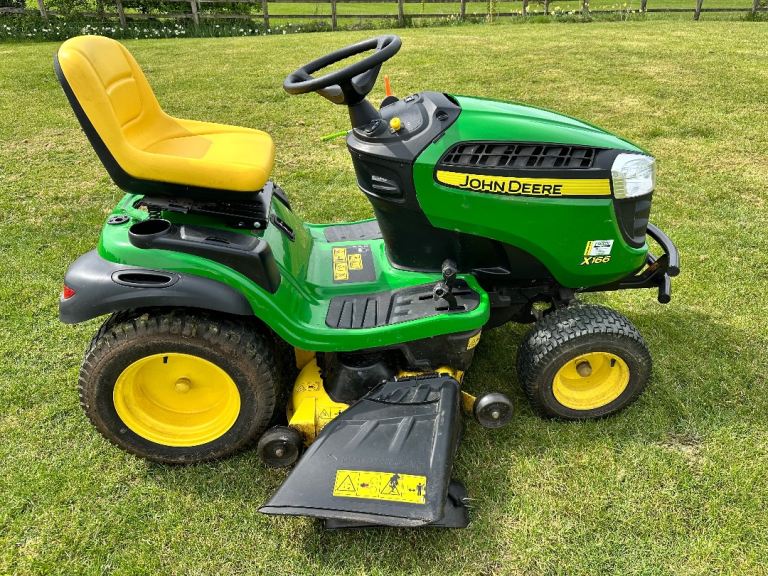 John Deere X166 ride on mower