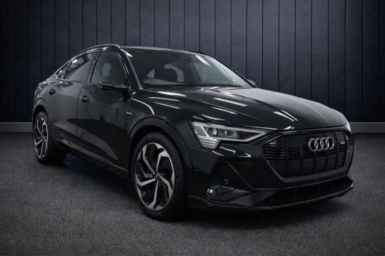 2021 Audi e-tron 300kW 55 Quattro 95kWh Black Edition 5dr Auto ESTATE ELECTRIC Automatic