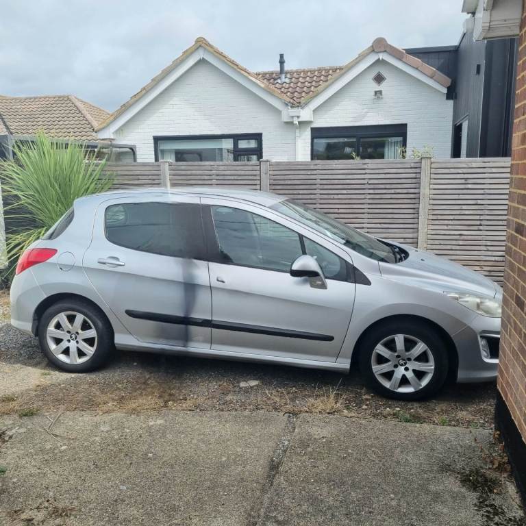 Peugeot, 308, Hatchback, 2011, Manual, 1560 (cc), 5 doors 9 months MOT 