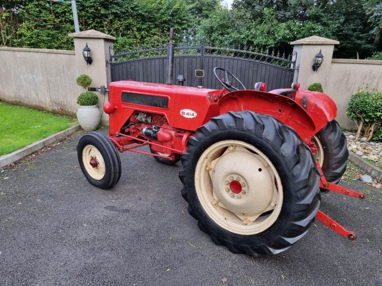 1965 International Harvester B414 diesel tractor with logbook