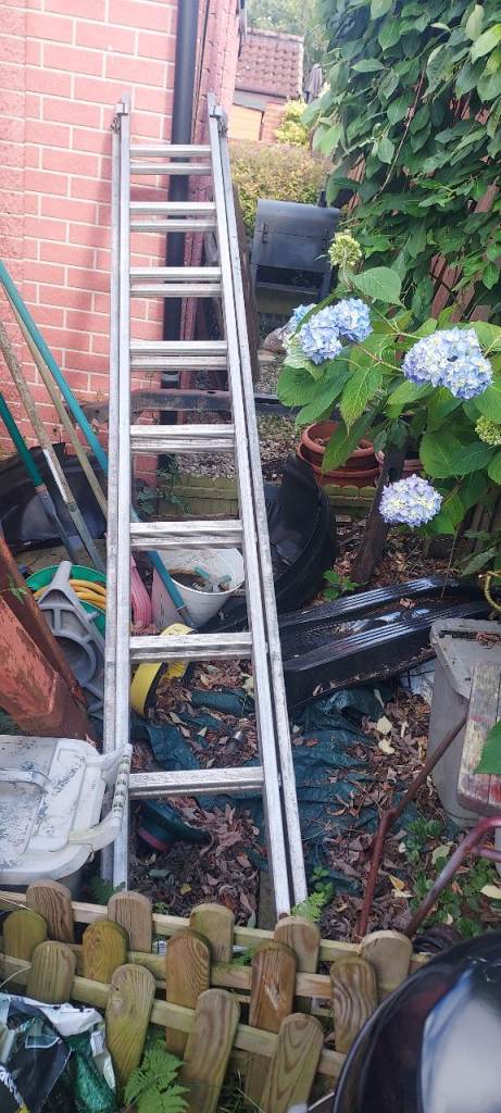Aluminium Two Section Extension Ladder