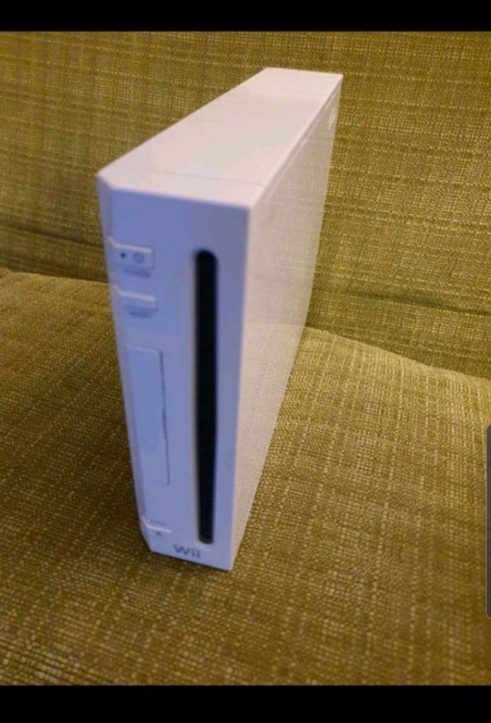 NINTENDO WII CONSOLE with BOARD