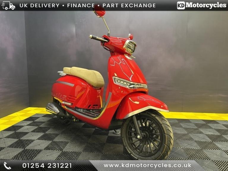 Keeway Versilia 125cc Learner Legal Classic Style Scooter