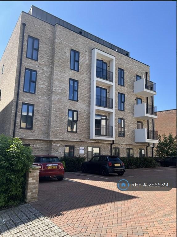 image for 3 bedroom flat in Springbrook Court, London, NW9 (3 bed) (#2655351)