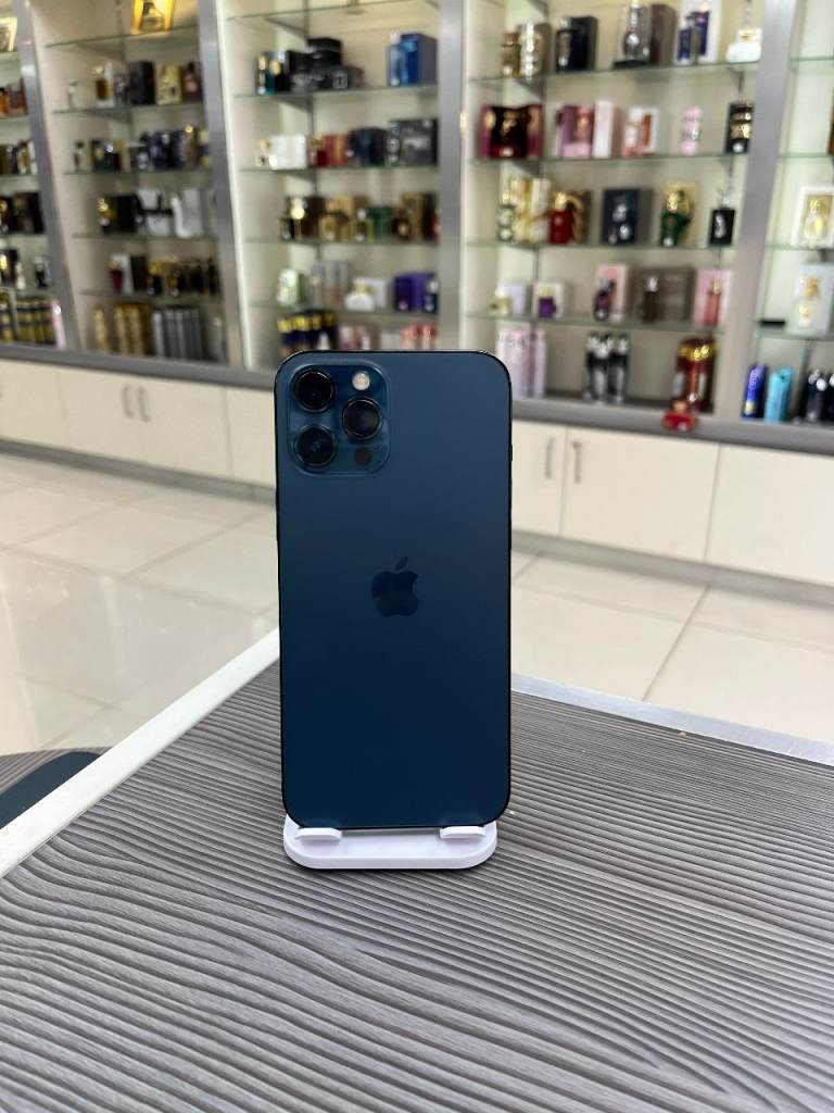 Apple iPhone 12 Pro Max 128GB Unlocked in Excellent Condition