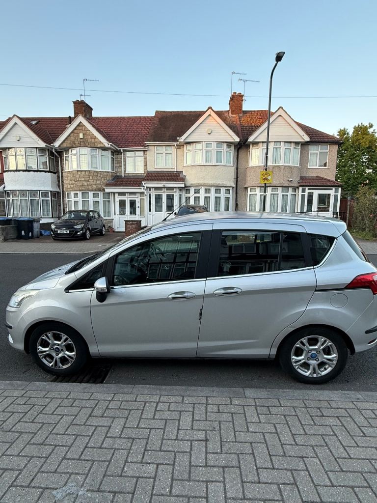 Ford B-Max 2014 – Automatic | Excellent Condition | Family Car – £4200